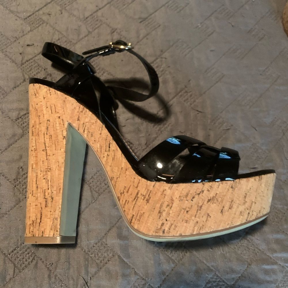 Vince Camuto Black Patent heels Size 9.5 - Picture 4 of 13